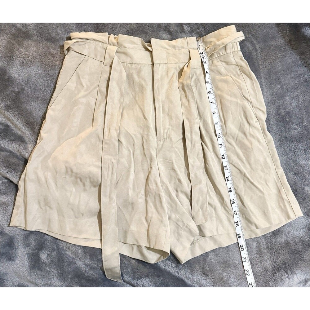 Banana Republic Size 12 High Waist With Tie Pleated Shorts Tan NWT $64.99